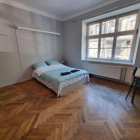 Fantastic Krk - Kr6 Room F Krakov Exteriér fotografie